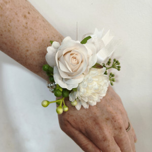 Artificial Ivory Mixed Flower Corsage Pearl Band