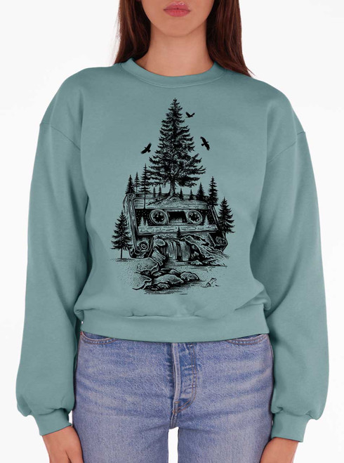 Wild Soundtrack - Black on Arctic Women's Balloon Sleeve Sweatshirt