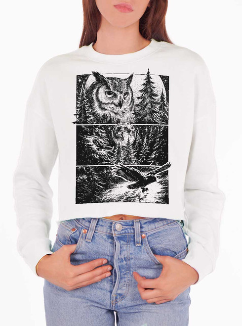 Night Hunter - Black on White Women's Cropped Sweatshirt