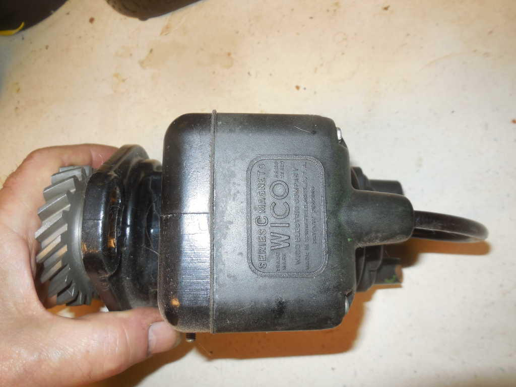 Wico C 909 John Deere L LA Magneto Refurbished