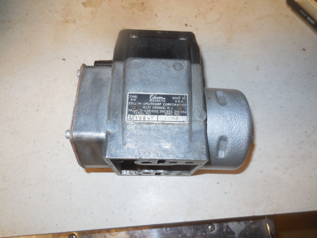 Wisconsin   Edison RM1 03884  Magneto