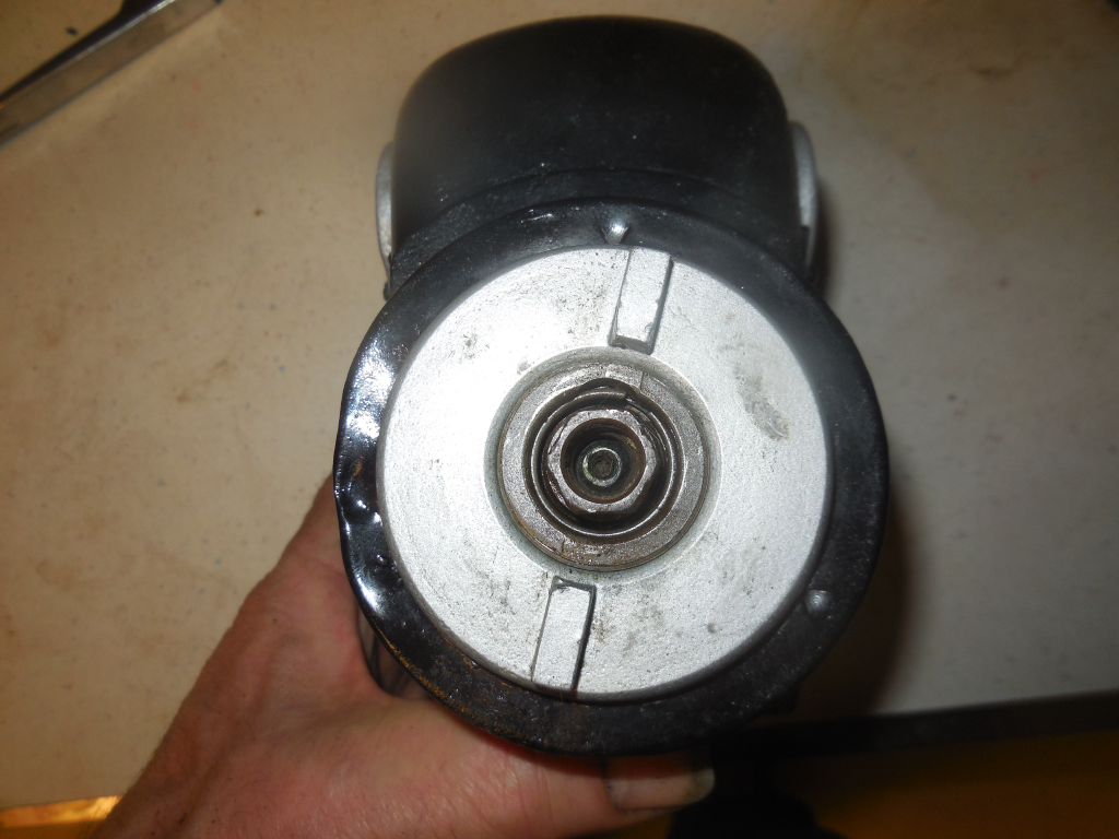 MJC4C102 early Tractor Bosch Base Mt Magneto Rebuilt