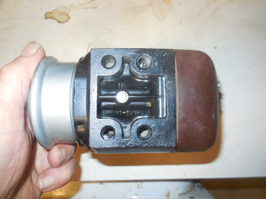 MJC4C102 Antique Tractor Bosch Base Mt Magneto Rebuilt