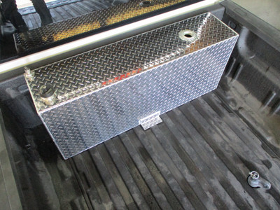 AT53rTF - DOT Legal Transfer Tank 
PN# AT53RTF. 53 gallon aluminum rectangular transfer tank. Legal for use with Diesel, Gasoline, Ethanol, Methanol and Aviation Fuel. 
Made by Aluminum Tank & Tank Accessories, Inc.