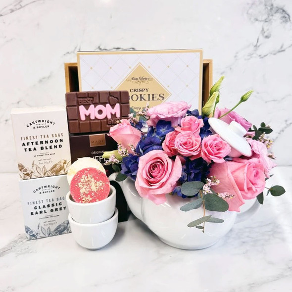 Mother's Day Floral Gift Set