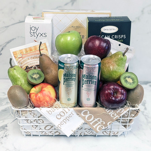 Deluxe Fresh Fruit Basket