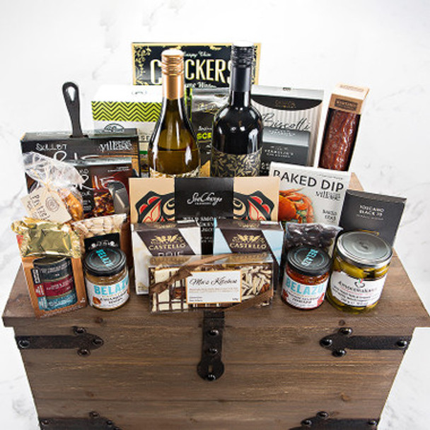 food basket with wine ideas toronto