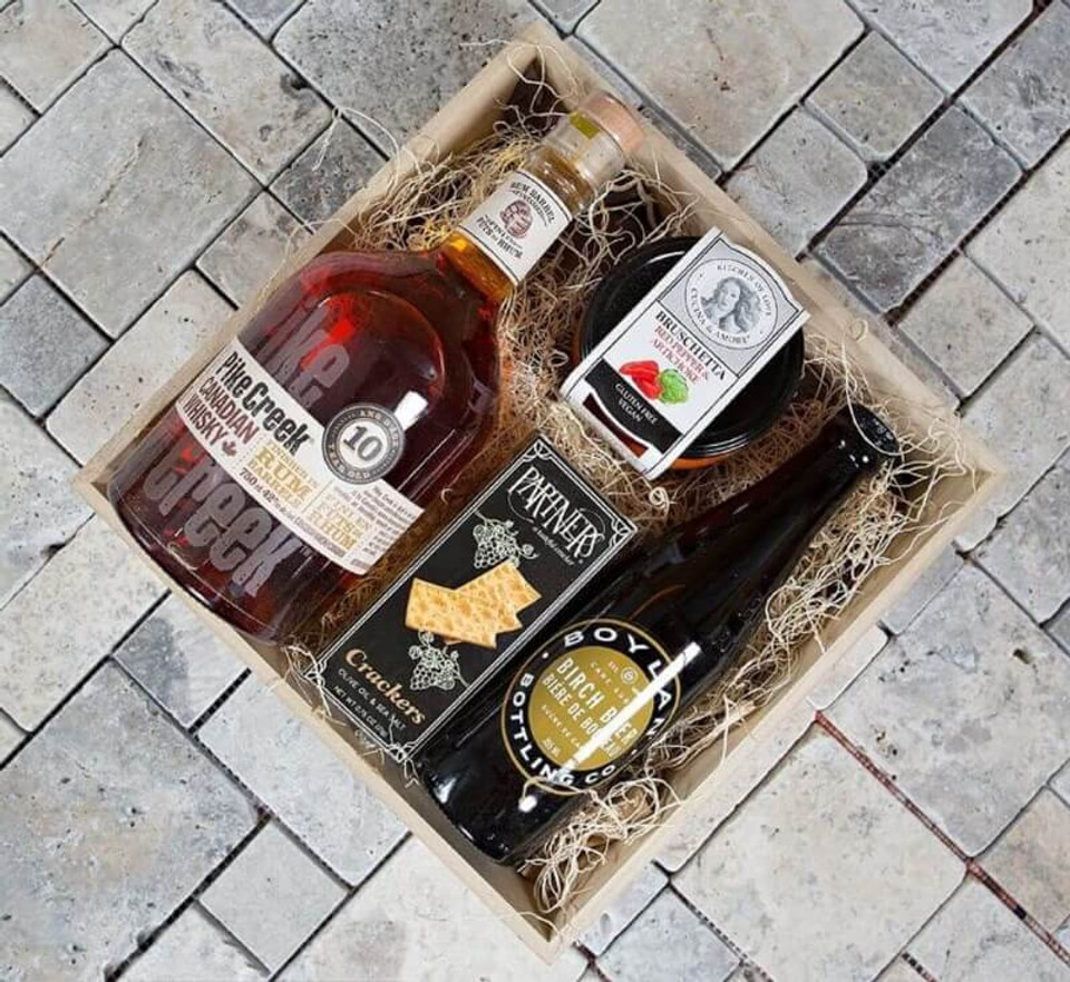 whiskey gifts for men canada