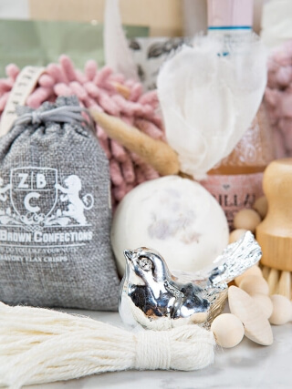 SPA AND WINE BASKETS