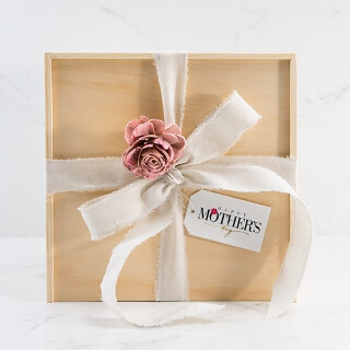 MOTHER'S DAY GIFT BOXES