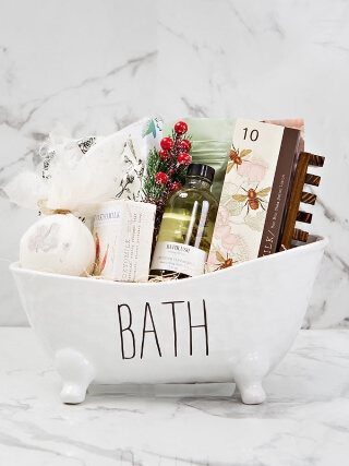HOLIDAY SPA GIFT BASKETS