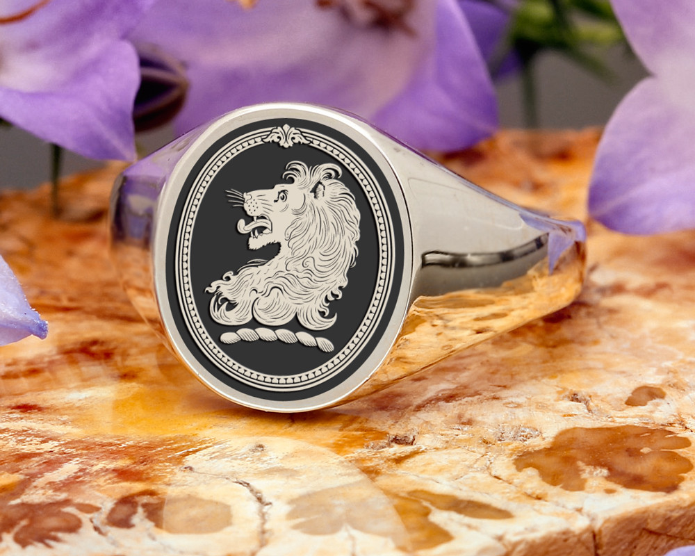 Signet with rampant lion — Mozeris Fine Antiques