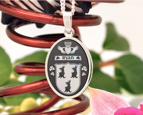 Ryan Irish Claddagh Family Crest Design Pendant - Negative Engraving