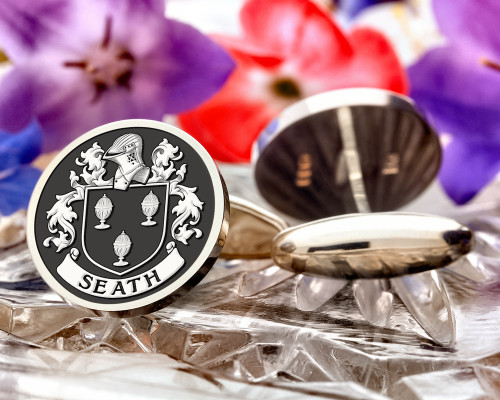 Seath Family Crest Silver or Gold Cufflinks