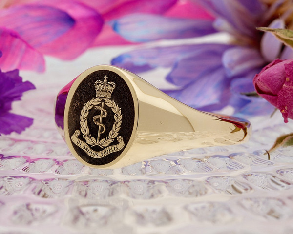 RAMC Royal Army Medical Corps 9ct Gold Signet Ring HS6