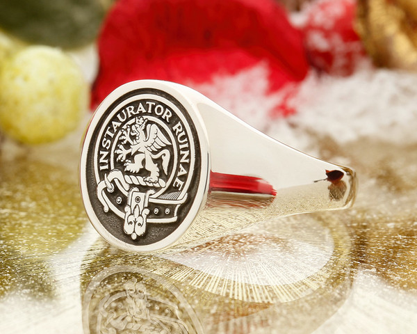 Forsyth Scottish Clan Signet Ring HS8 Negative Oxidised