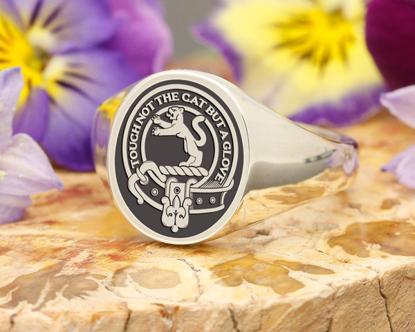 Chattan Scottish Clan Signet Ring