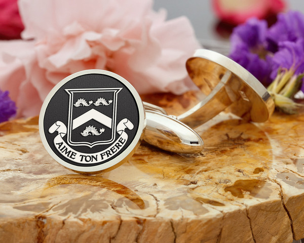Freer Family Crest Silver or Gold Cufflinks