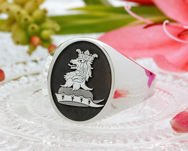 Royle Heraldry Crest Signet Ring, available in various face sizes