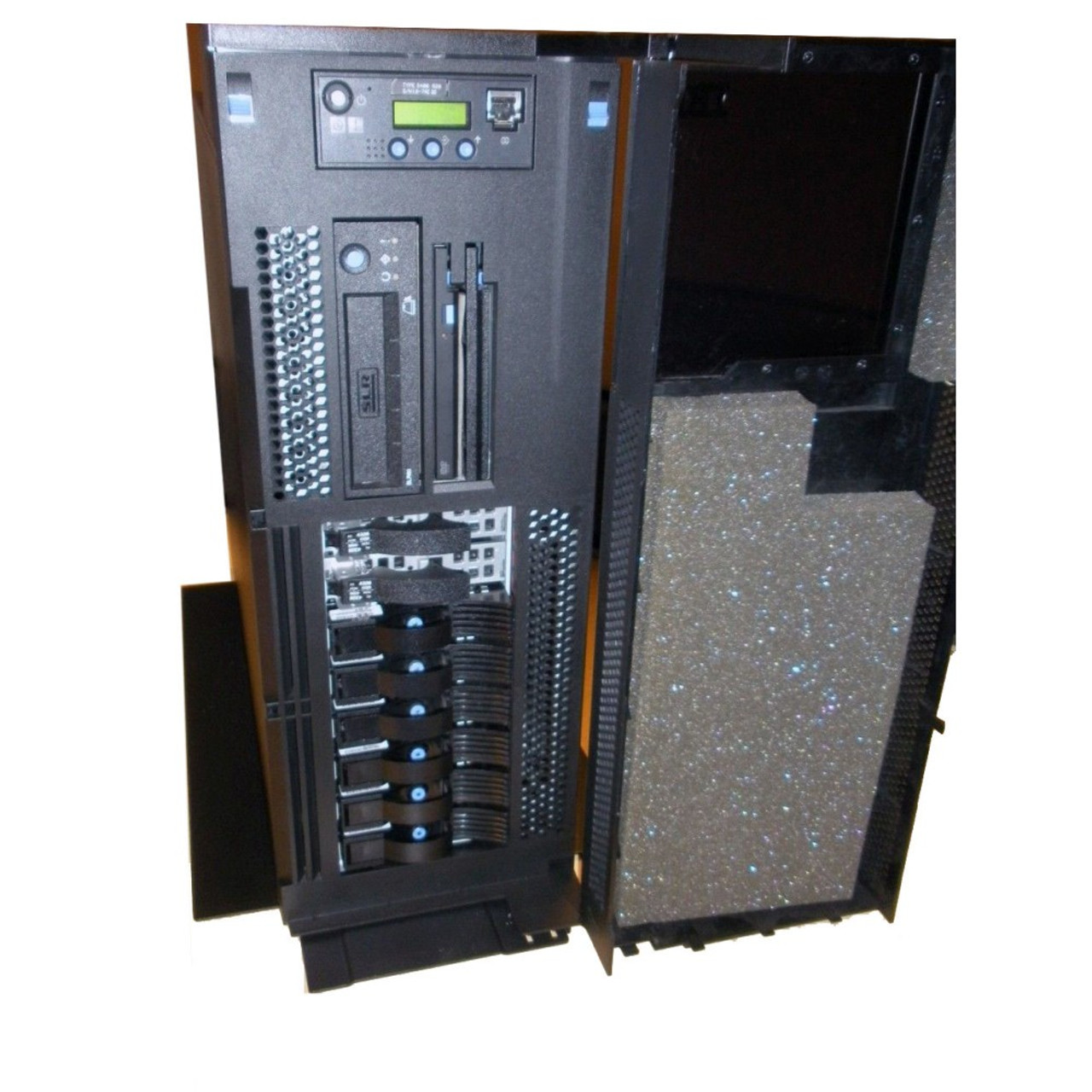 IBM Server 9406-520 0902 7459 Power5 1.5GHz, 4GB, 2x 35GB