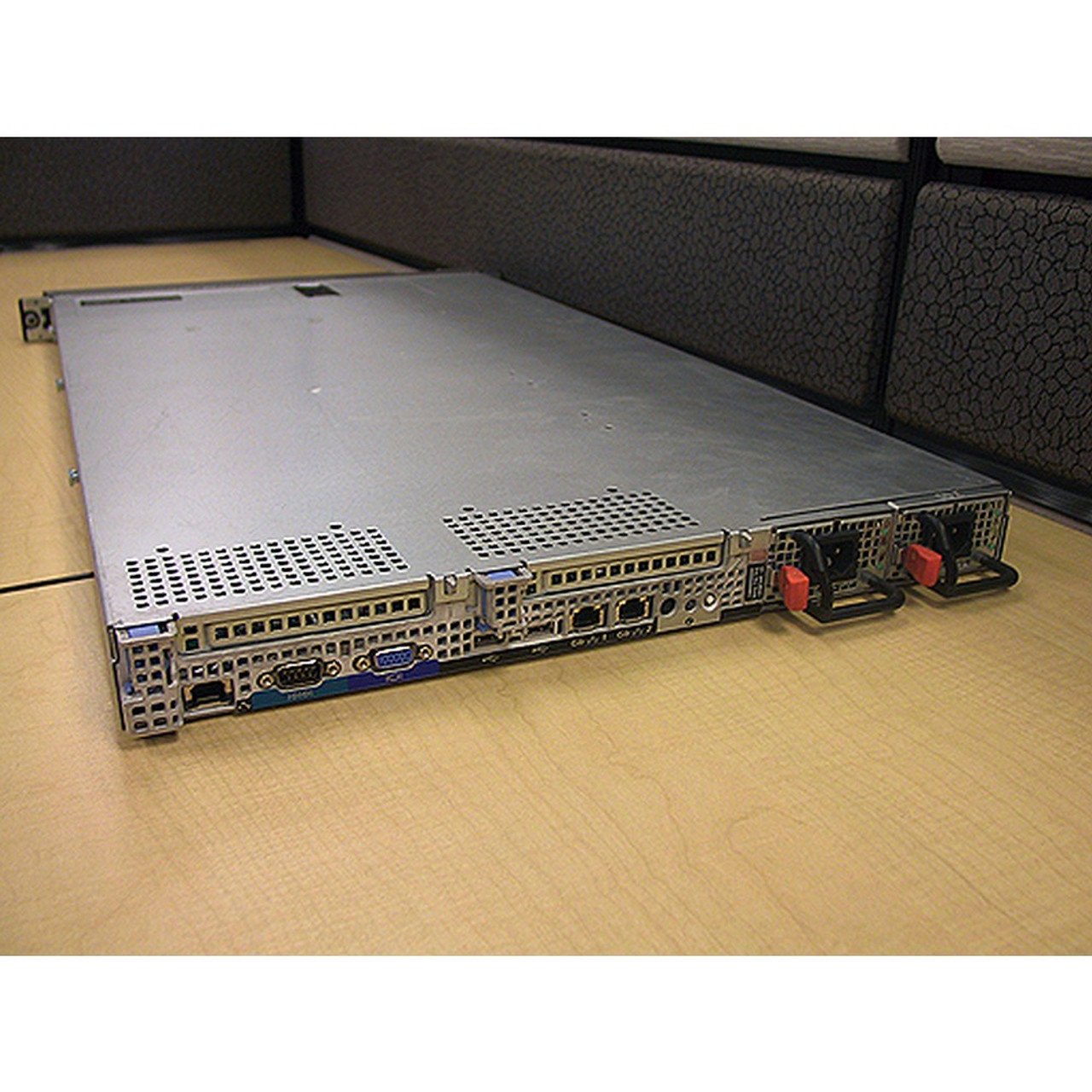 Dell PowerEdge 1950 Server 2x 2.0GHz Quad-Core L5335 16GB 4x