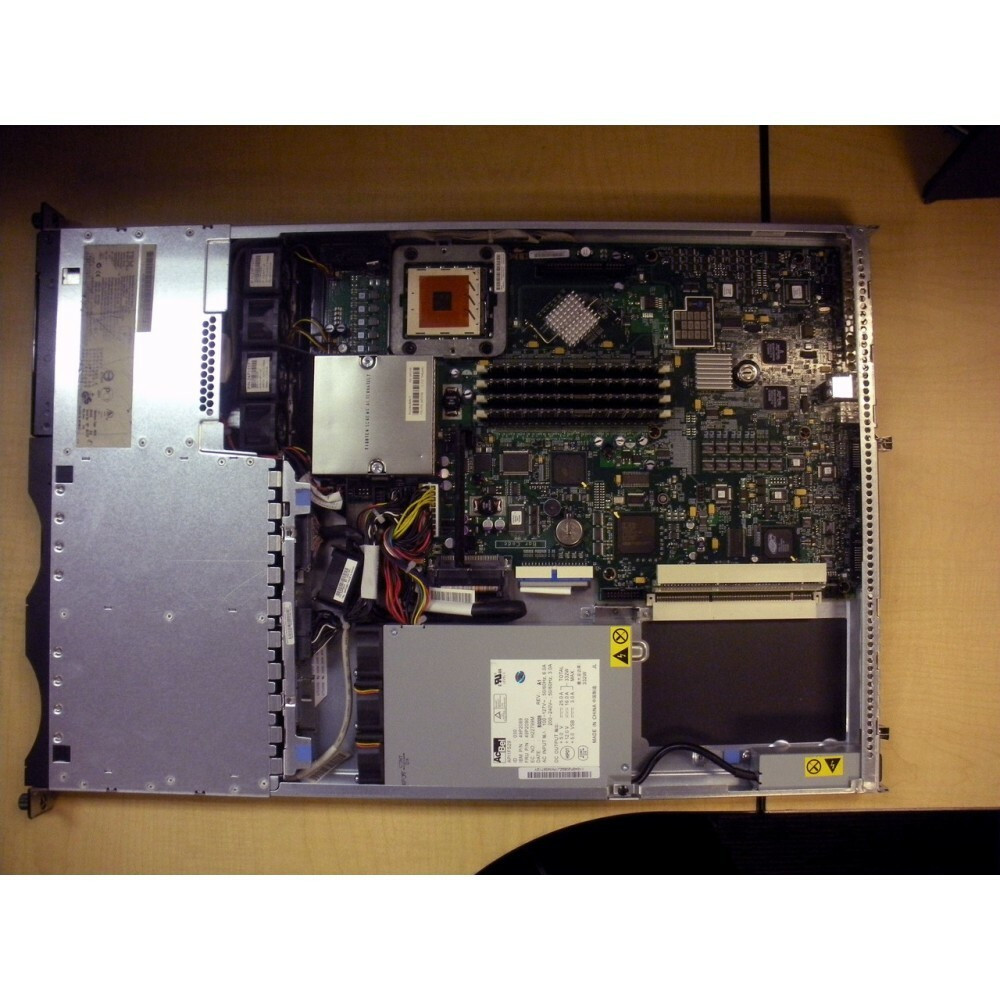 IBM 8676-61X x335 Server 2.4GHz 1P 1.5GB CD | Flagship Tech