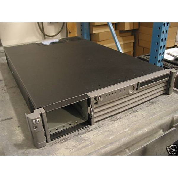 HP Integrity rx2620 AB332A 1.6GHz/3MB 2GB 2x 73GB 15K U320 Rack Kit DVD