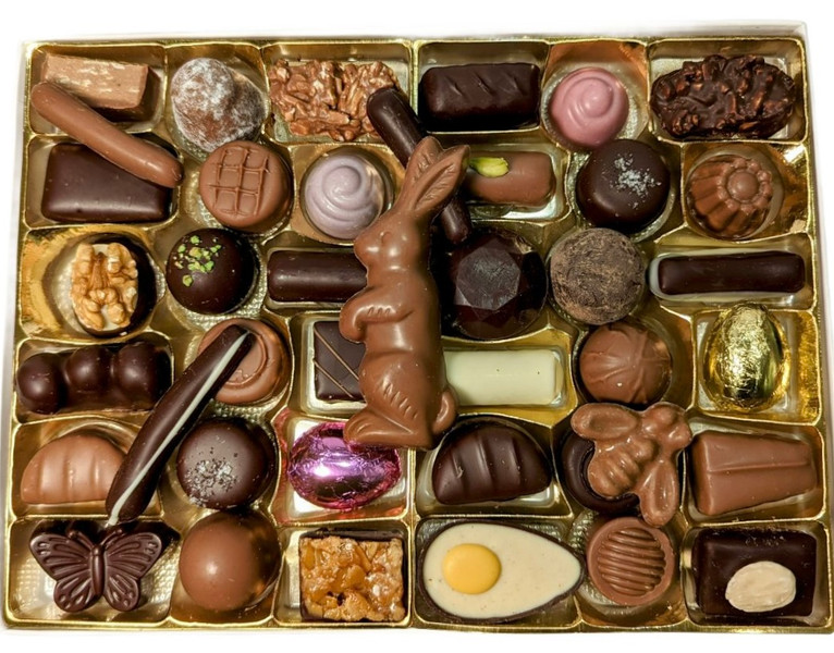 Easter Teuscher Collection, Large - 18oz/38 pieces