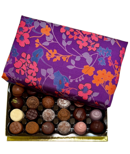 "Vivid Blossoms" Silk Gift Box - 16 or 24 pieces