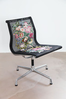 Vitra Eames Aluminium Series. A traditional approach.