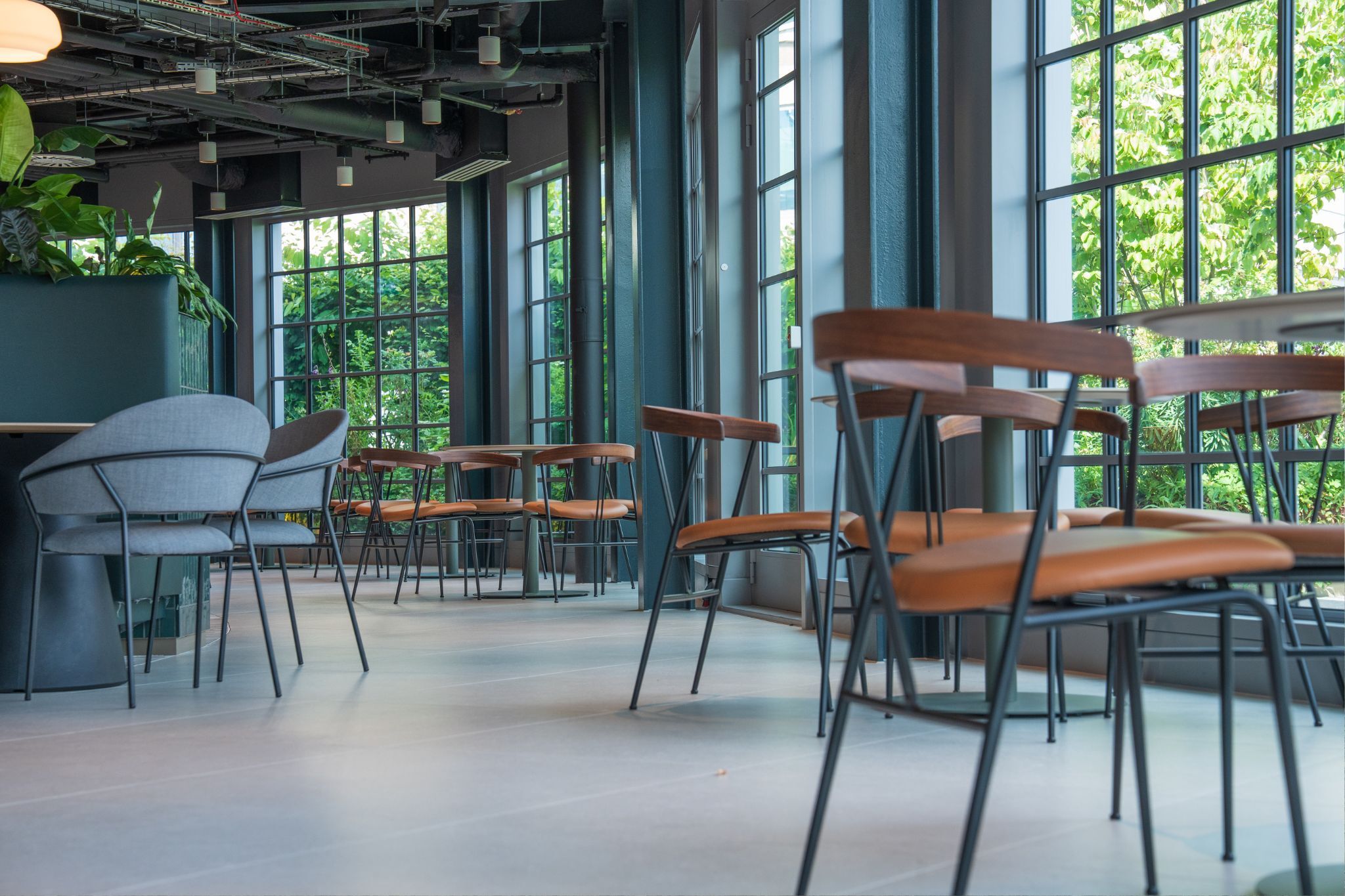 Think Furniture Project - Debevoise & Plimpton London