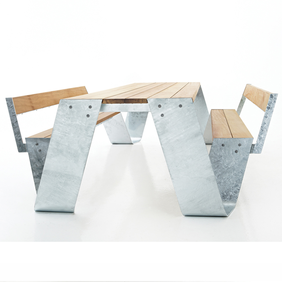 Extremis Hopper Picnic Table