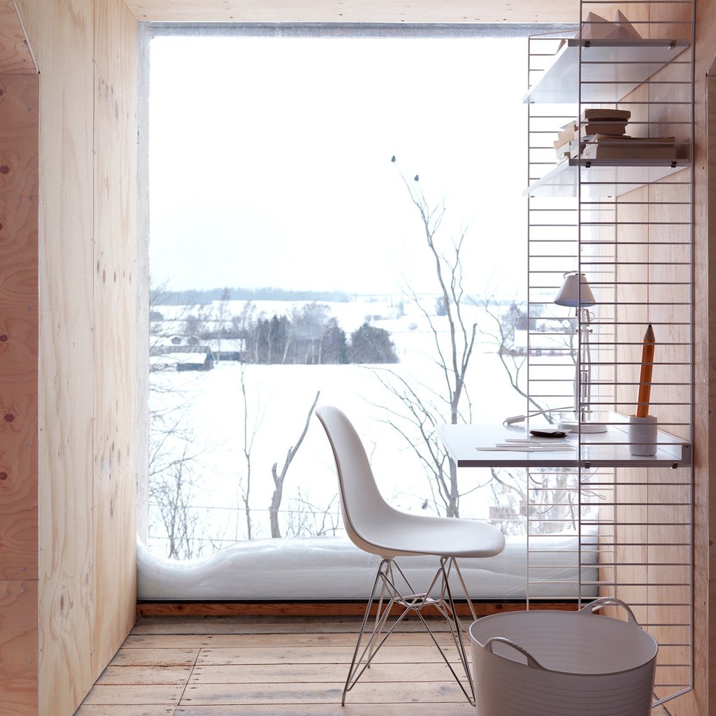 String Work Desk