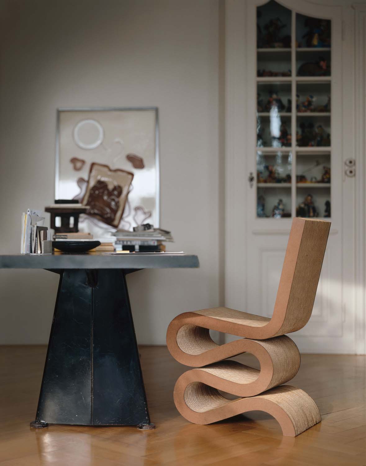Vitra Trapeze Table