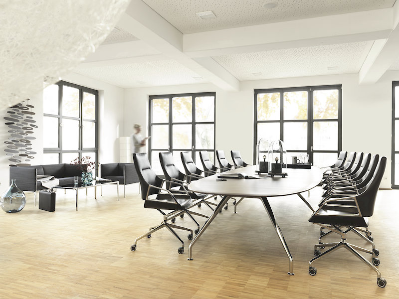 Wilkhahn Graph Conference Table