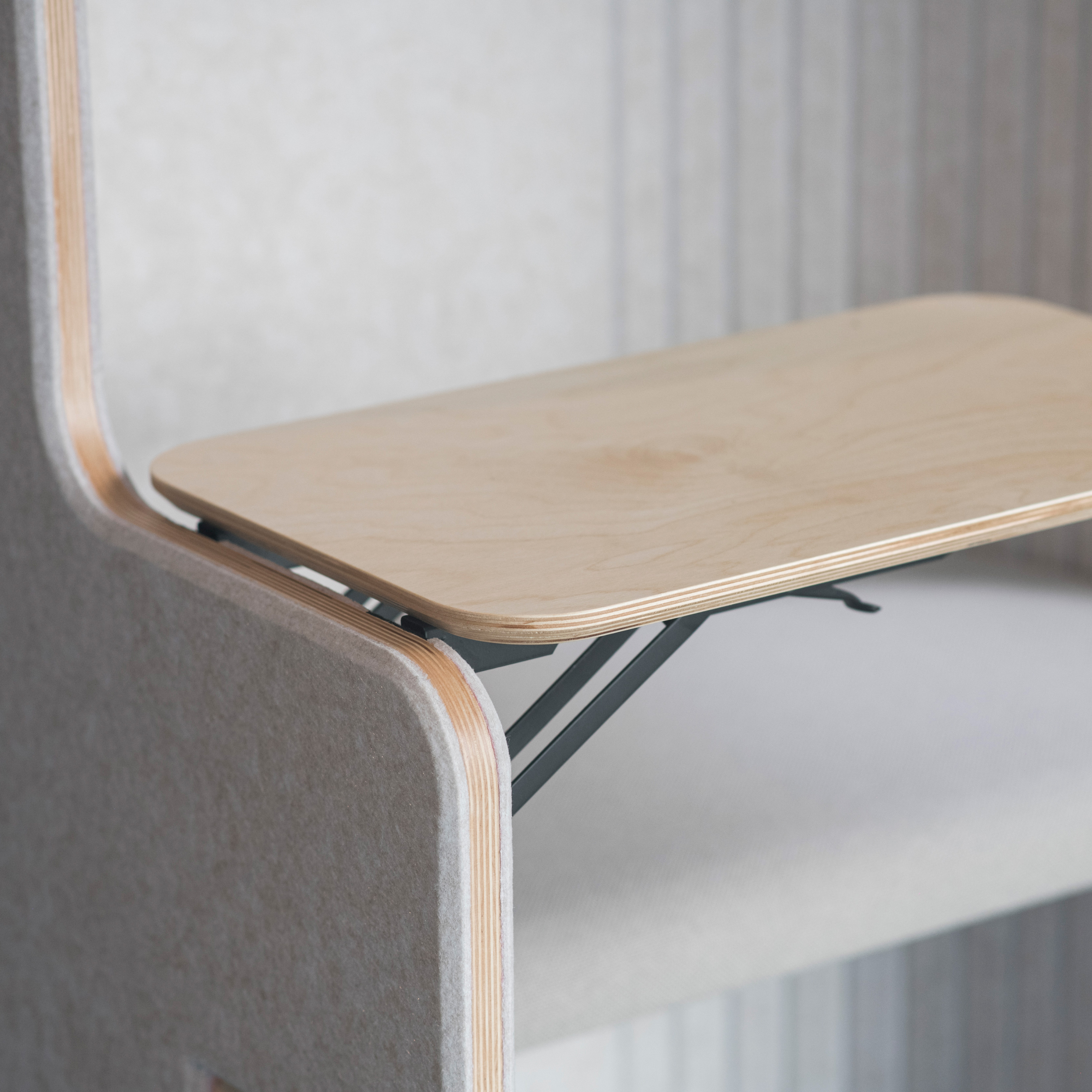 Bogaerts Mono Work Pod Desk Detail
