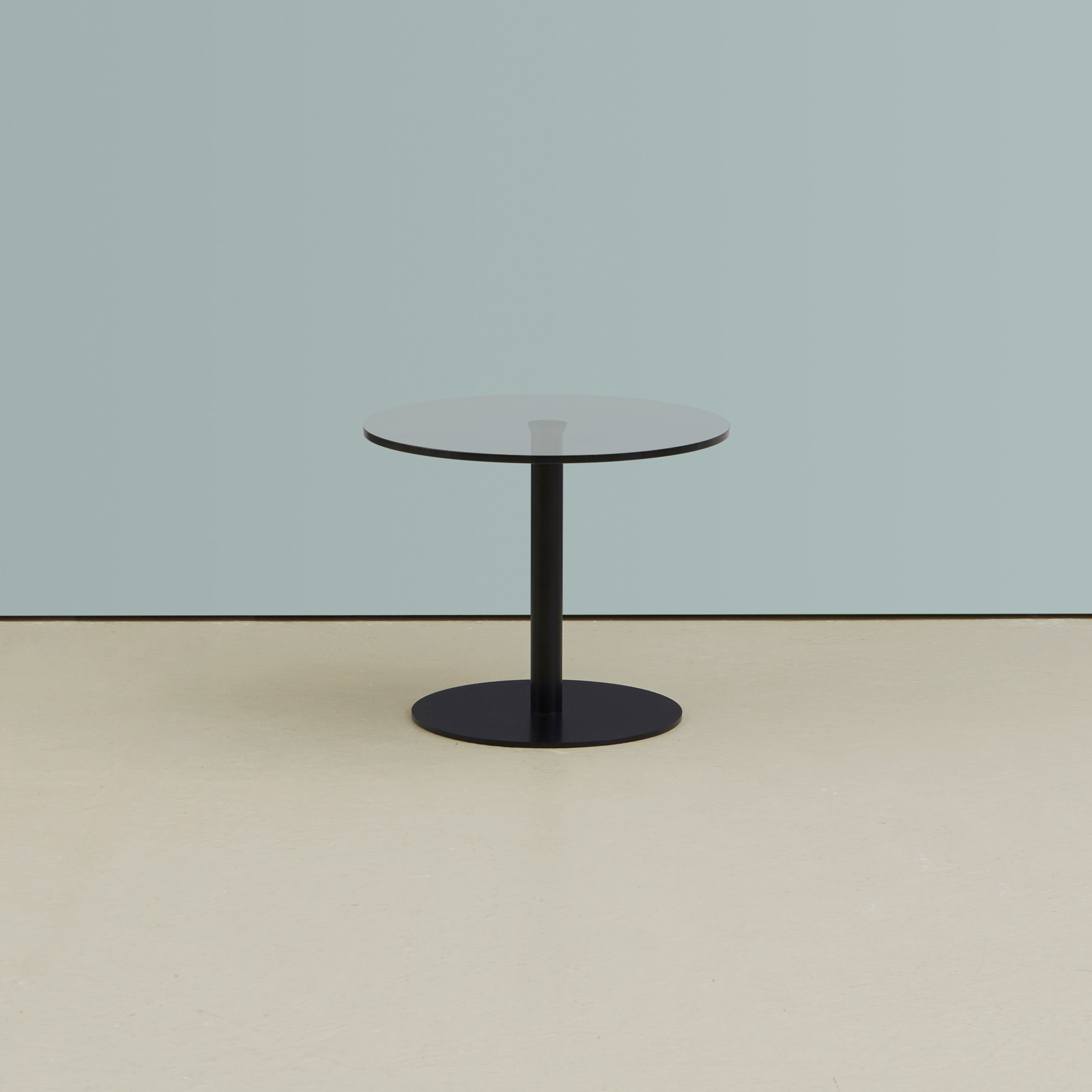 Hitch Mylius HM20 Disq Side Table Round Low