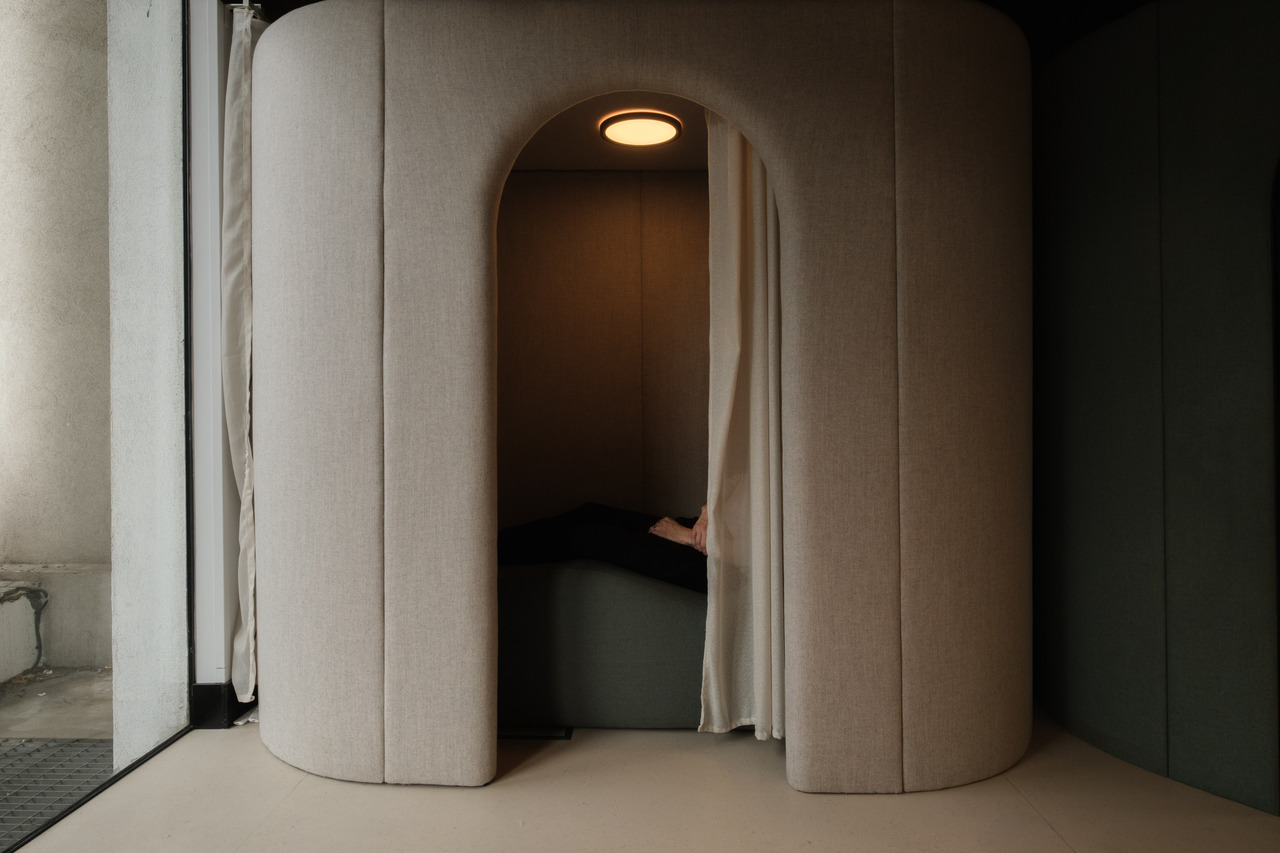 JDD Eve - Acoustic Pod (S)