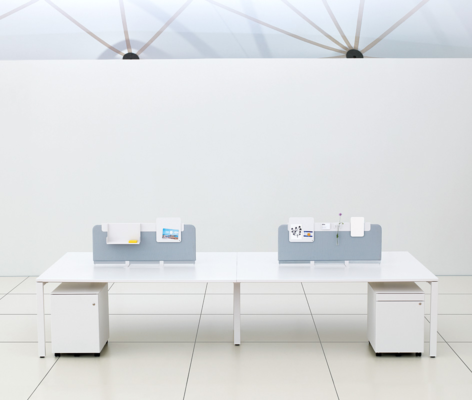 WorKit bench allows users to personalize their individual workspace