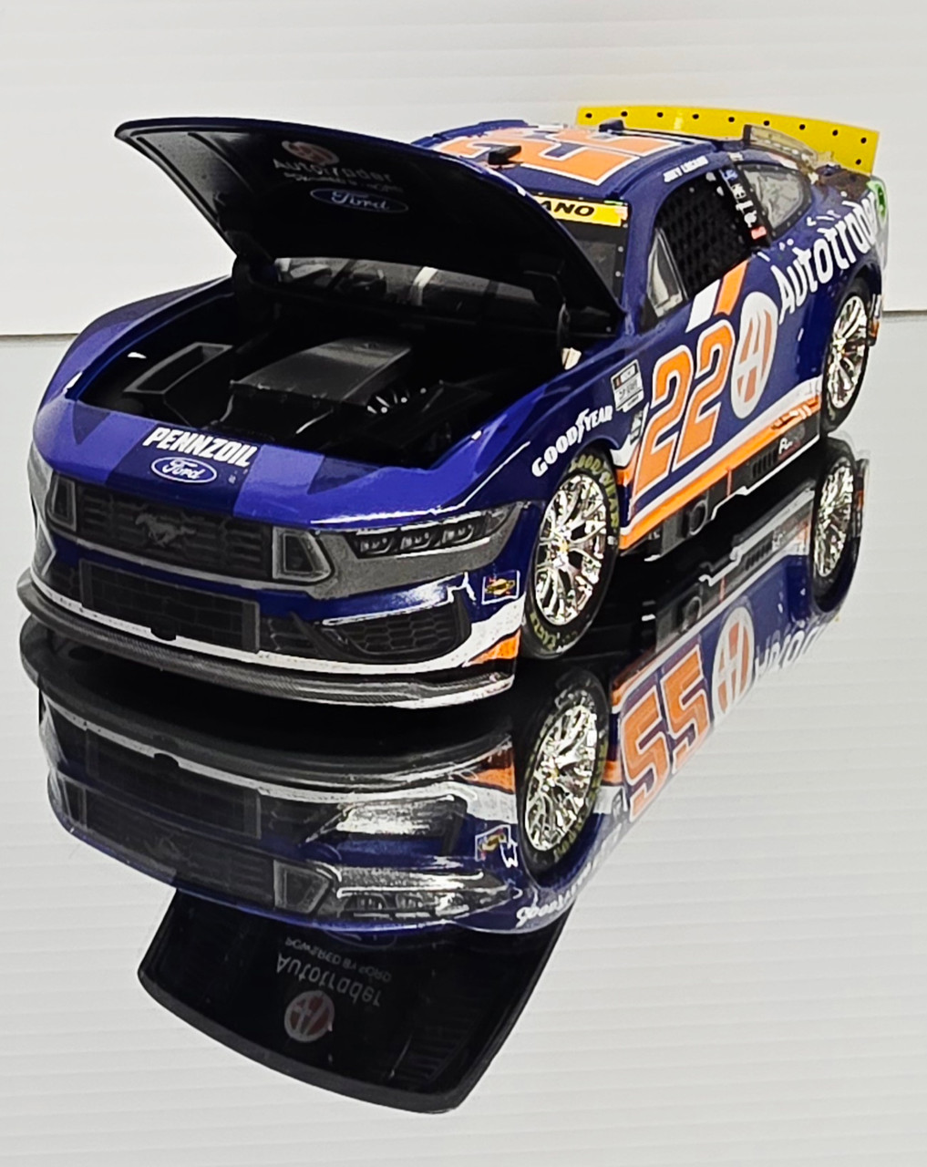 JOEY LOGANO 2024 ATLANTA WIN RACED VERSION AUTOTRADER 1/24 ARC DIECAST