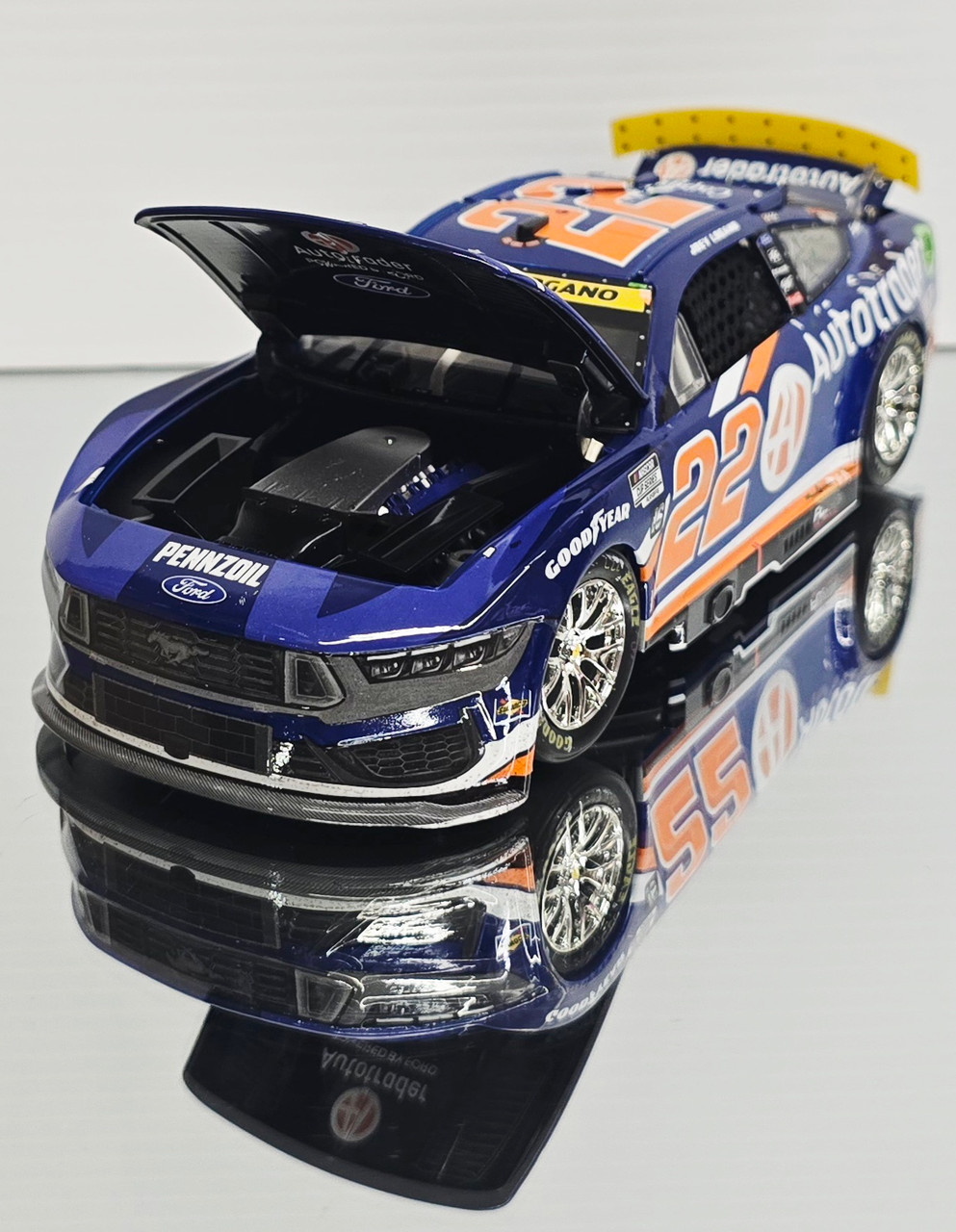 NASCAR ミニカー　FORD 1/24 JOEY LOGANO 2024 ATLANTA WIN RACED VERSION AUTOTRADER 1/24 ELITE