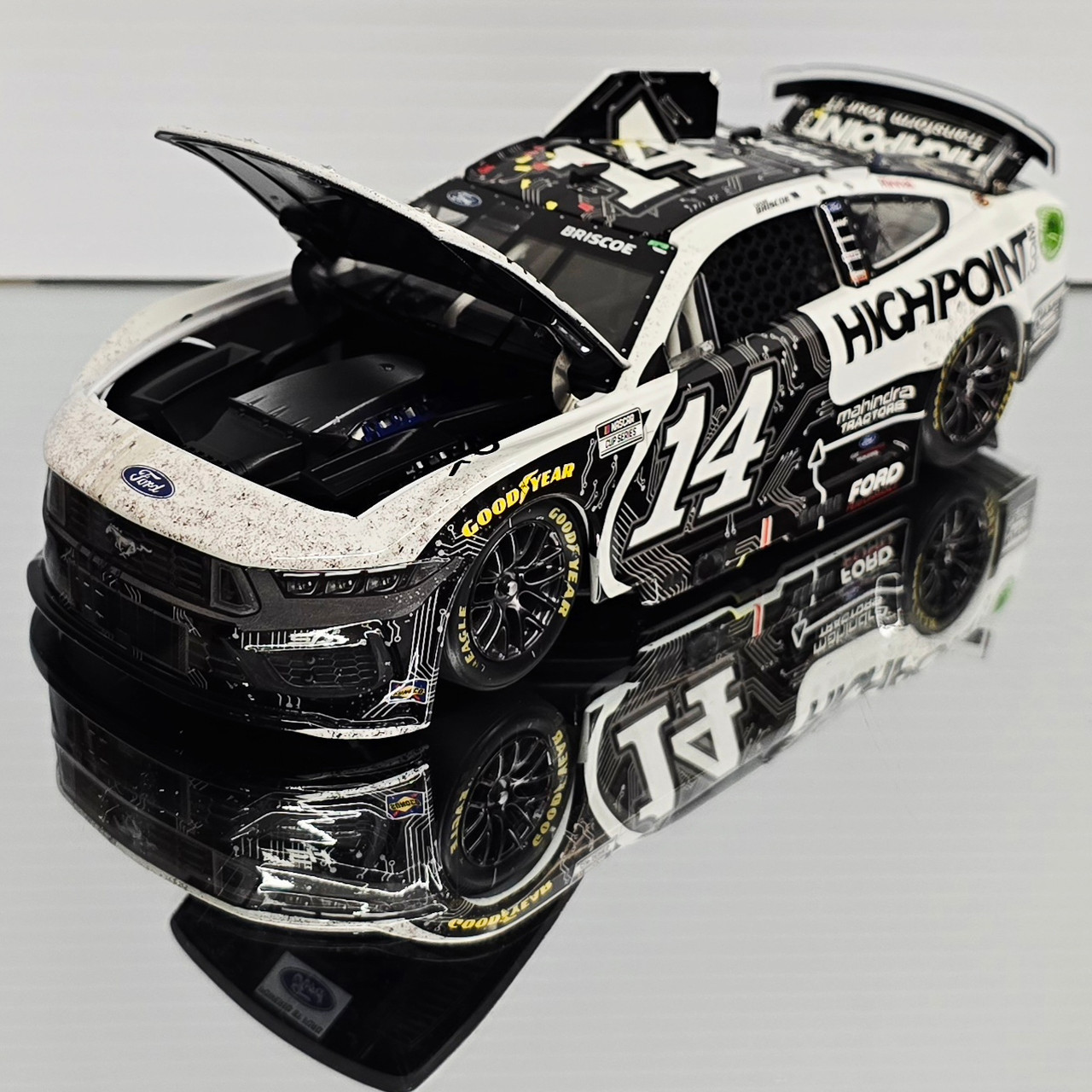 CHASE BRISCOE 2024 DARLINGTON WIN RACED VERSION HIGHPOINT
