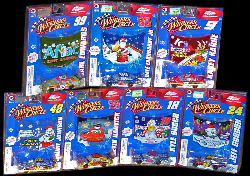7-CAR SAM BASS HOLIDAY SET W/ HOOD ORNAMENTS 1/64 WC