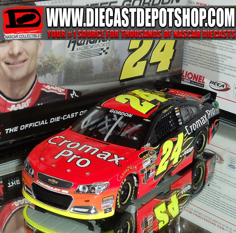 JEFF GORDON 2013 CROMAX PRO 1/24 ACTION