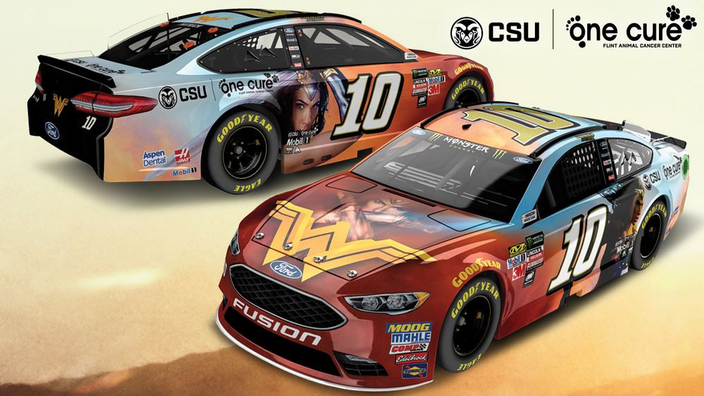 DANICA PATRICK 2017 WONDER WOMAN 1/64 ACTION