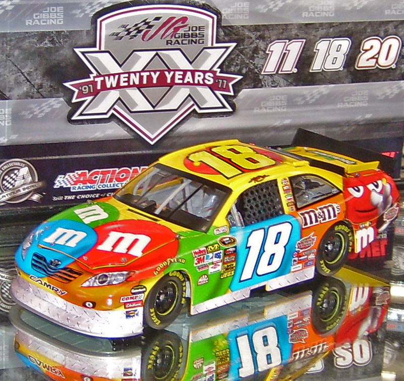 KYLE BUSCH 2011 M&M'S 1/24 ACTION