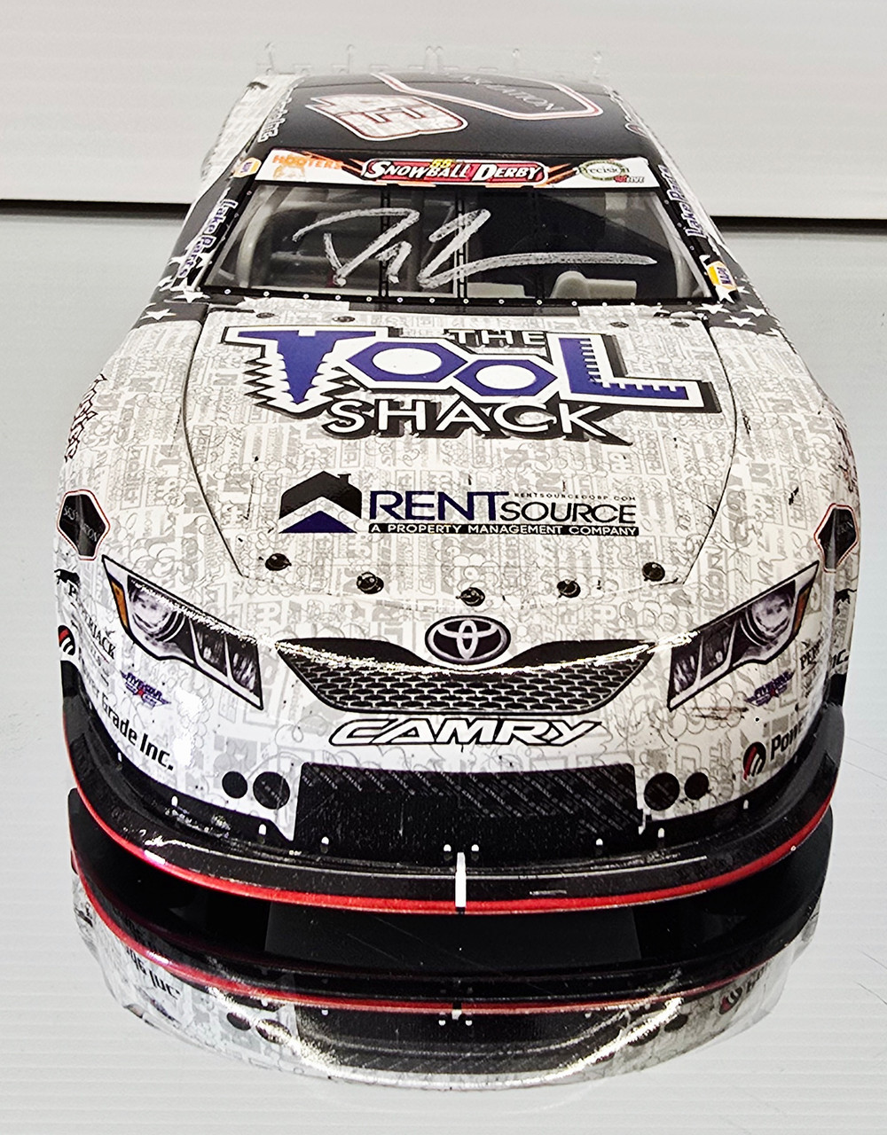AUTOGRAPHED DEREK THORN 2022 PEPPERJACK KENNELS SNOWBALL DERBY