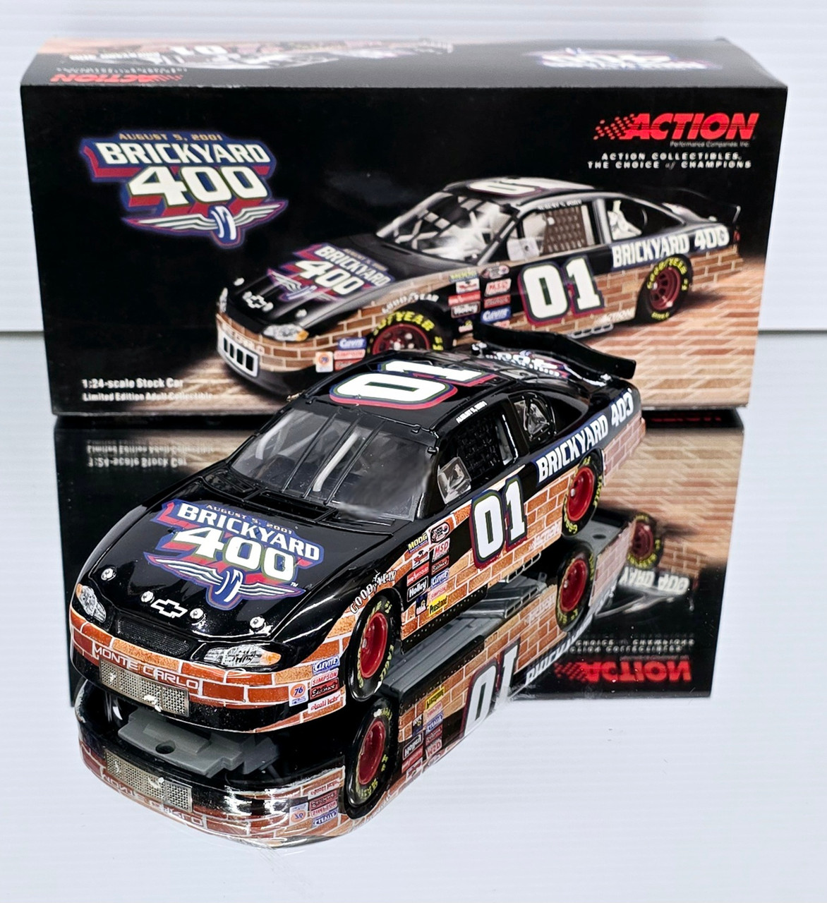 BRICKYARD 2001 EVENT CAR 1/24 ACTION DIECAST
