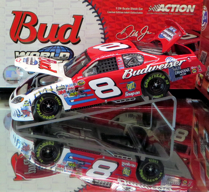DALE EARNHARDT JR 2004 MLB WORLD SERIES BUDWEISER 1/24 ACTION