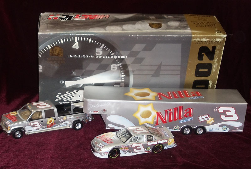 DALE EARNHARDT JR 2002 NILLA WAFERS SILVER INCENTIVE DUALLY TRUCK